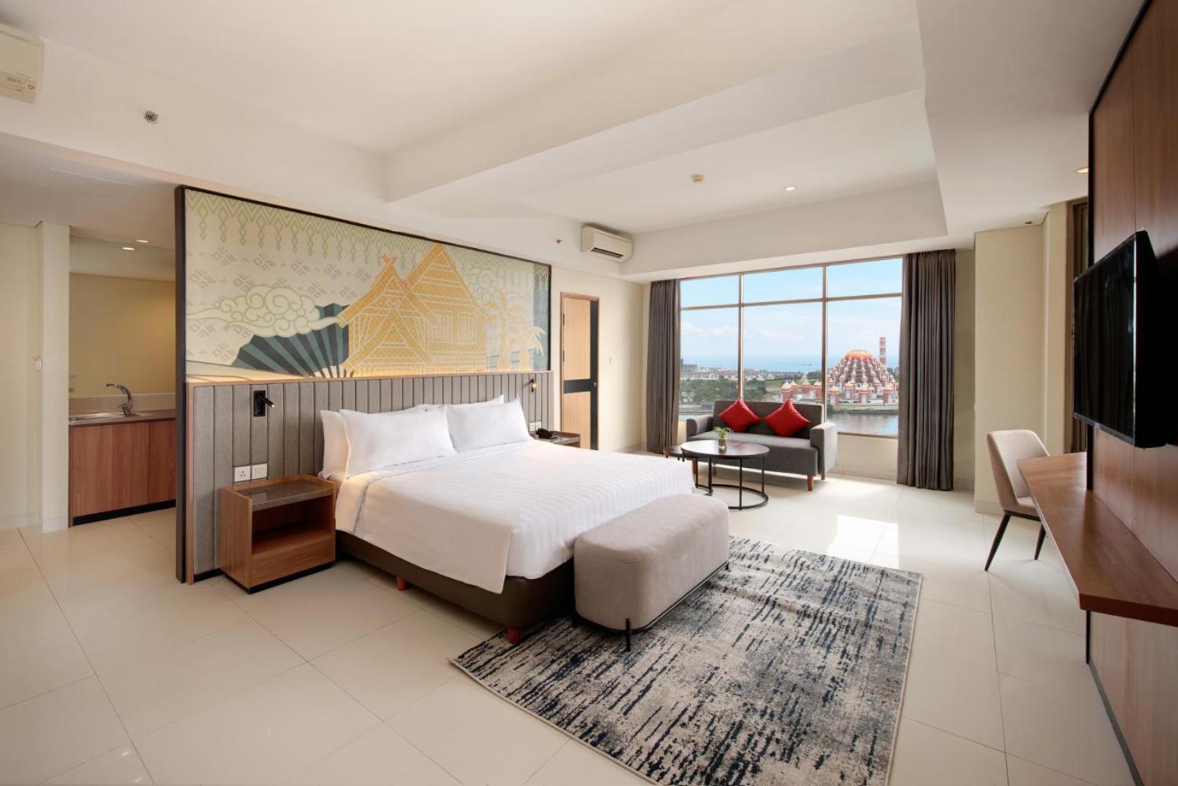 Aston Inn Pantai Losari Makassar Esterno foto
