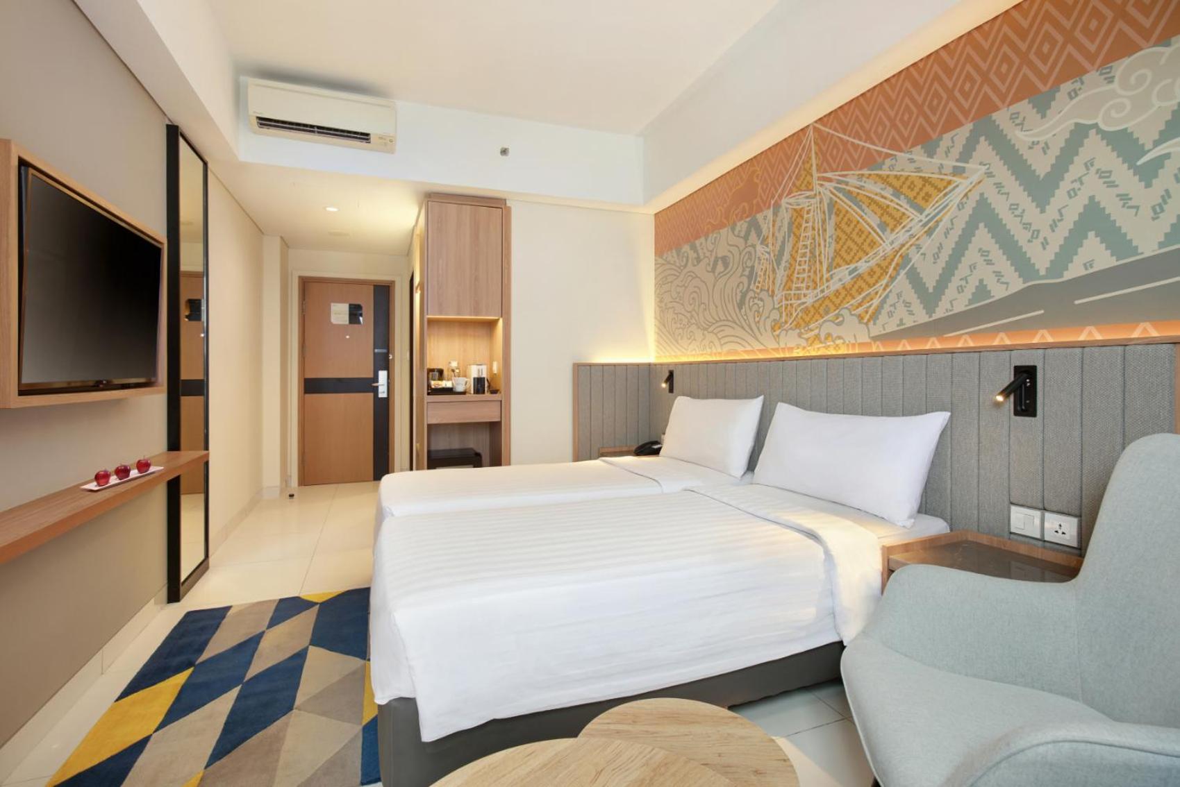 Aston Inn Pantai Losari Makassar Esterno foto